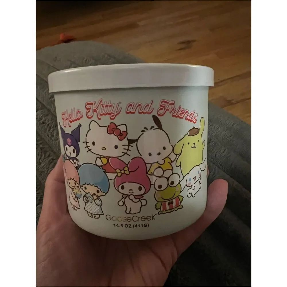 Goose Creek Hello Kitty and Friends Licensed 3 Wick Candle